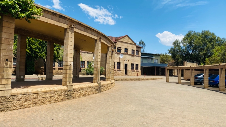 1 Bedroom Property for Sale in Brandwag Free State